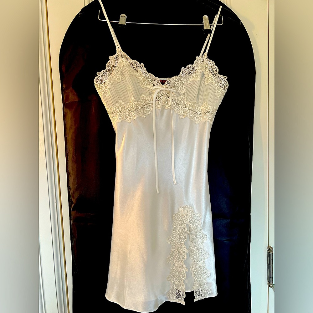 ROSE PASSION NEVER WORN LACE LINGERIE SLIP! PRISTINE! White/ Ecru Size S/P